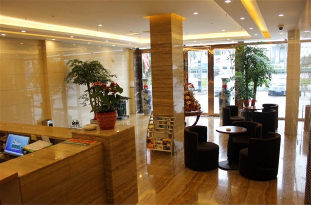 Greentree Inn Shanghai Hongqiao Hub Cao'An Road Huajiang Branch Road Express Hotel Jiading Exterior foto